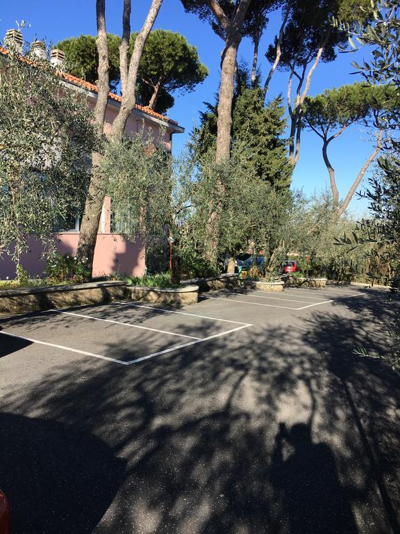 Casa Nostra Signora Hotel Isola Farnese ภายนอก รูปภาพ