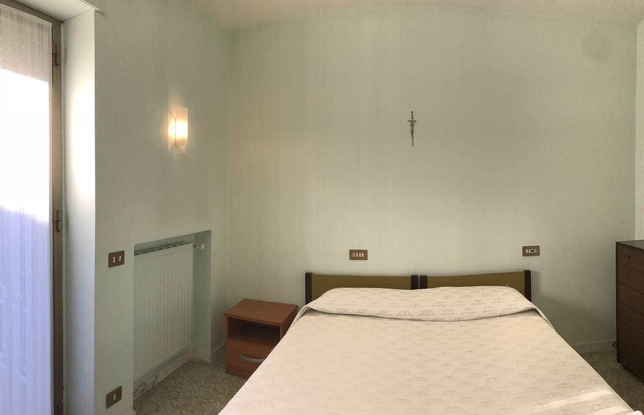 Casa Nostra Signora Hotel Isola Farnese ภายนอก รูปภาพ